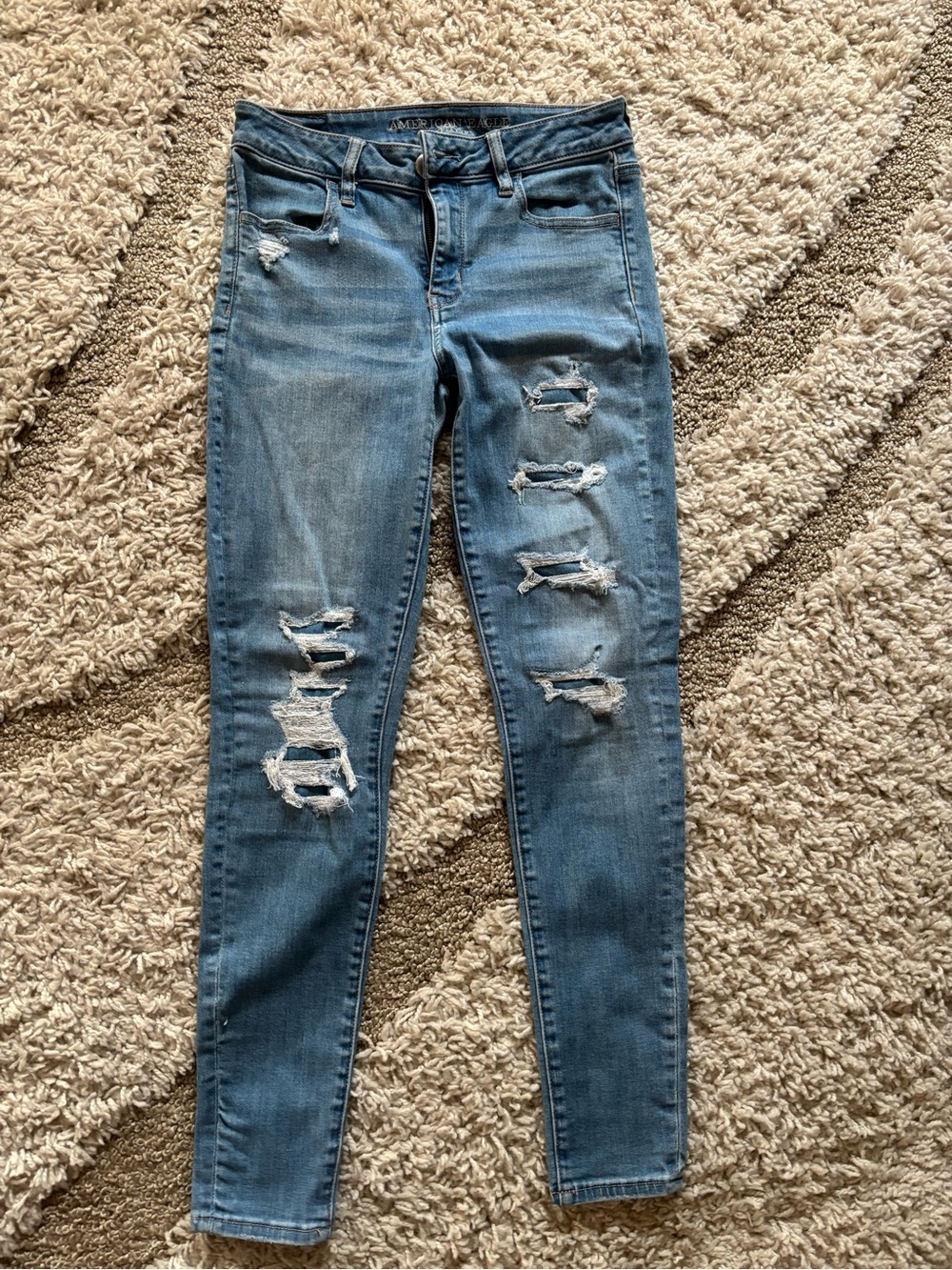 American Eagle Outfitters Light Blue Ripped Skinny Jeans